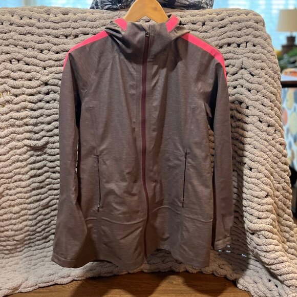 Lululemon The Drizz Lightweight Rain Jacket in Black Cherry Size 4 - Picture 4 of 16